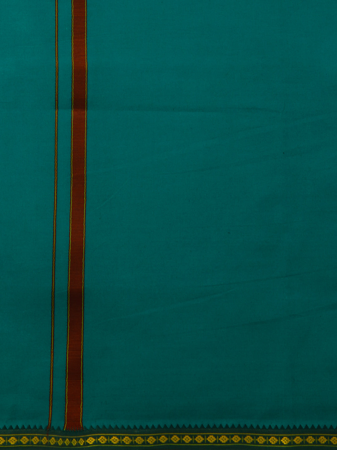 Men Cotton Blend Single Layer Green Dhoti with Mayilkhan Border Slokam