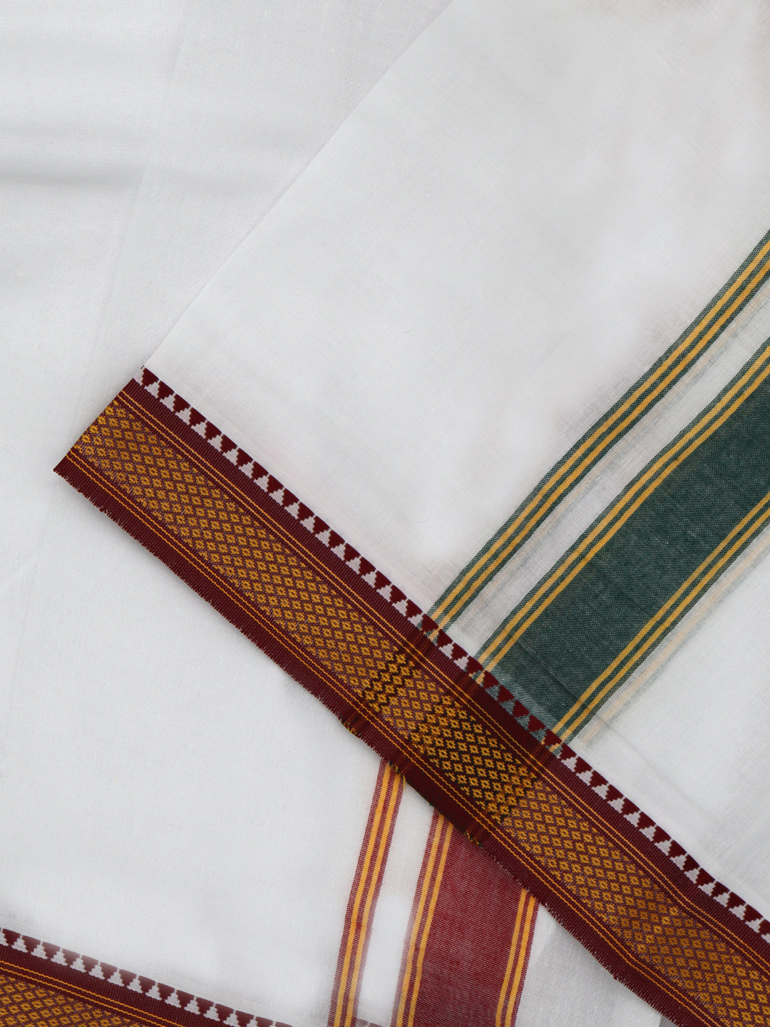 Men 100% Cotton Mayilkhan Border Panchakacham with Angavasthram White(9+5)