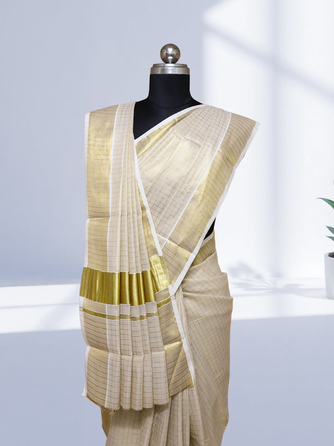 Women Kerala Tissue Gold Checks Saree KS207