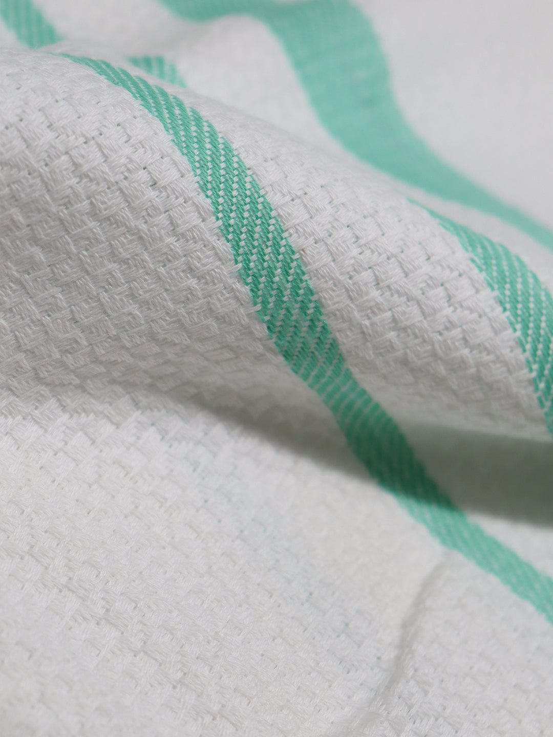 100% Cotton Self Designed Bath Towel White Magnus