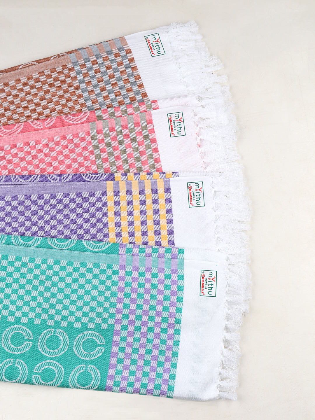 100% Cotton Bath Towel with Assorted Colours Marvel D4