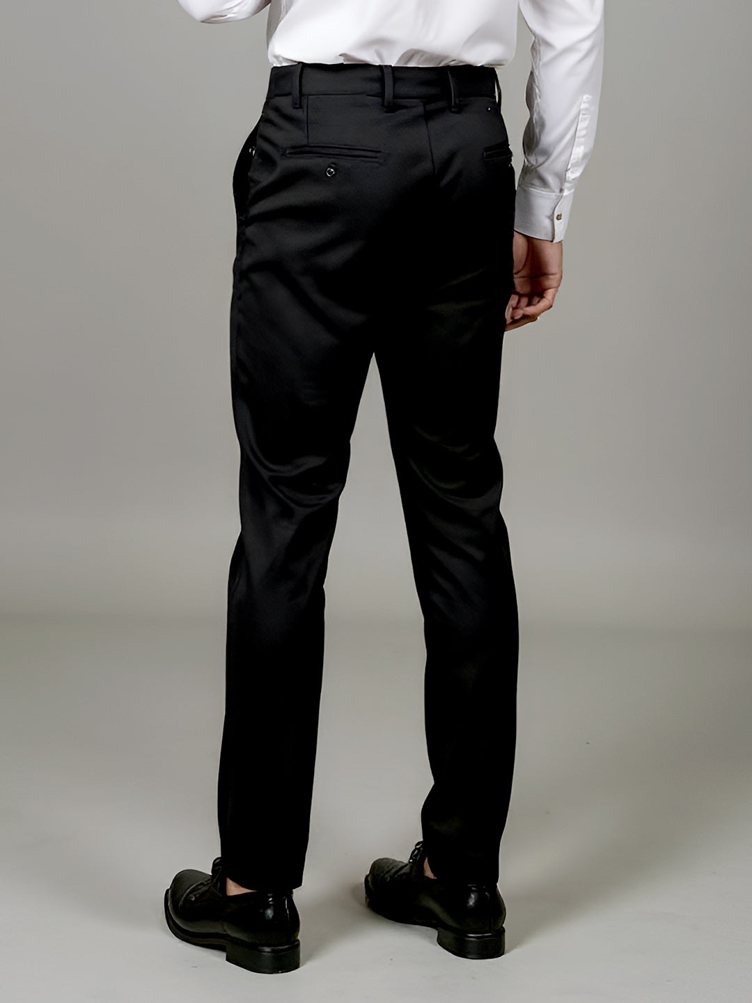 Men Cotton Lycra Black Smart Fit Pant Zara