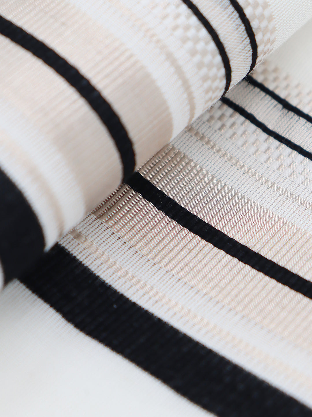 Men Premium Handloom White Dhoti with Fancy Jari Border HLM86