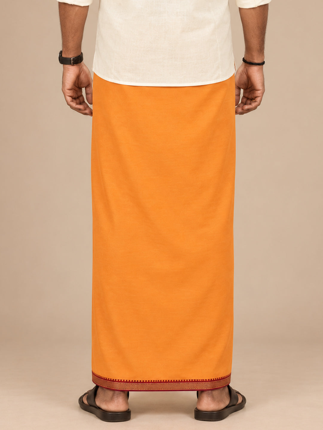 Single Layer 100% Cotton Kaavi Dhoti with Mayilkhan Border - Brindhavan 2m