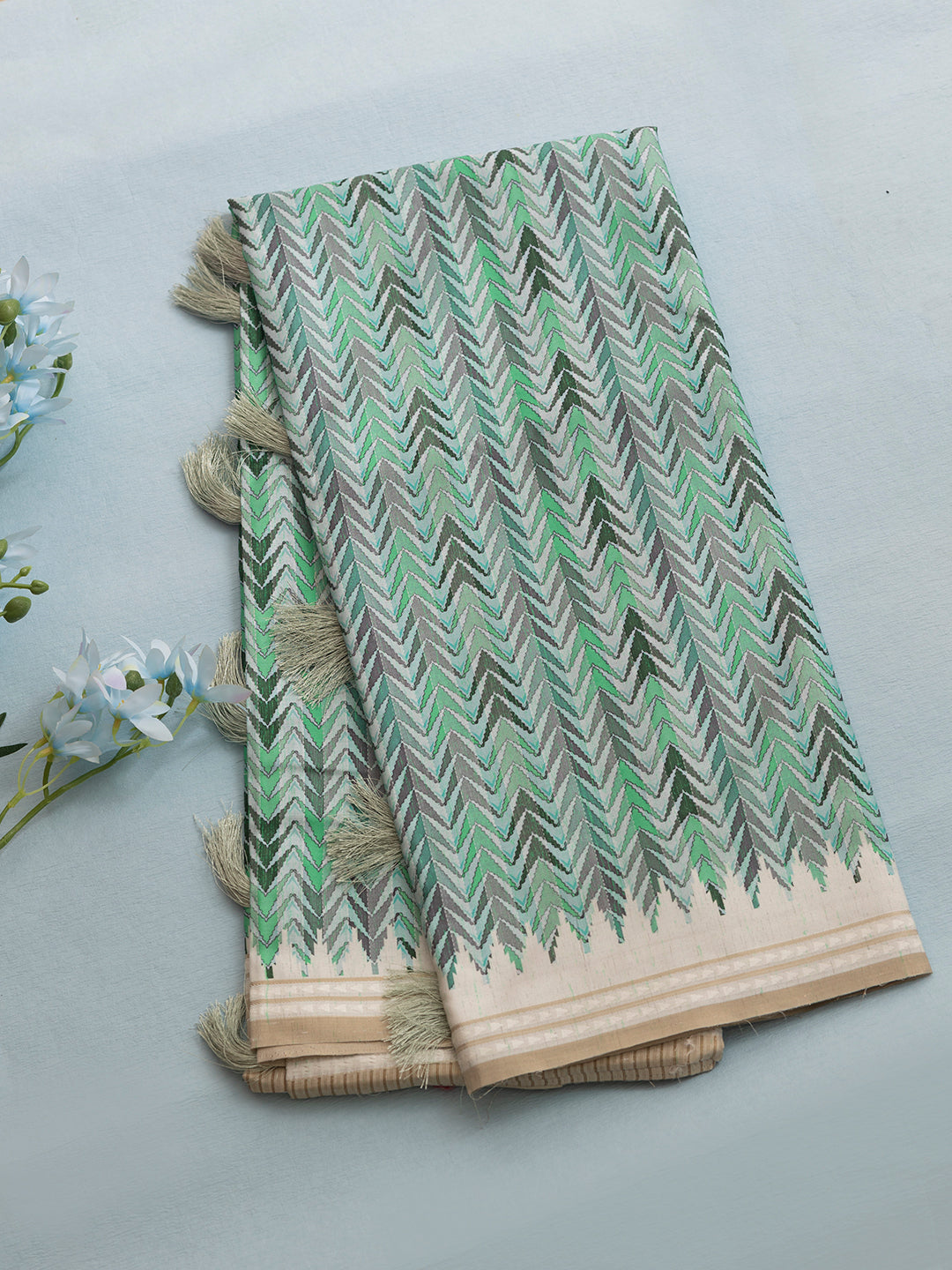 Women Green Semi Tussar Printed Saree SCS151