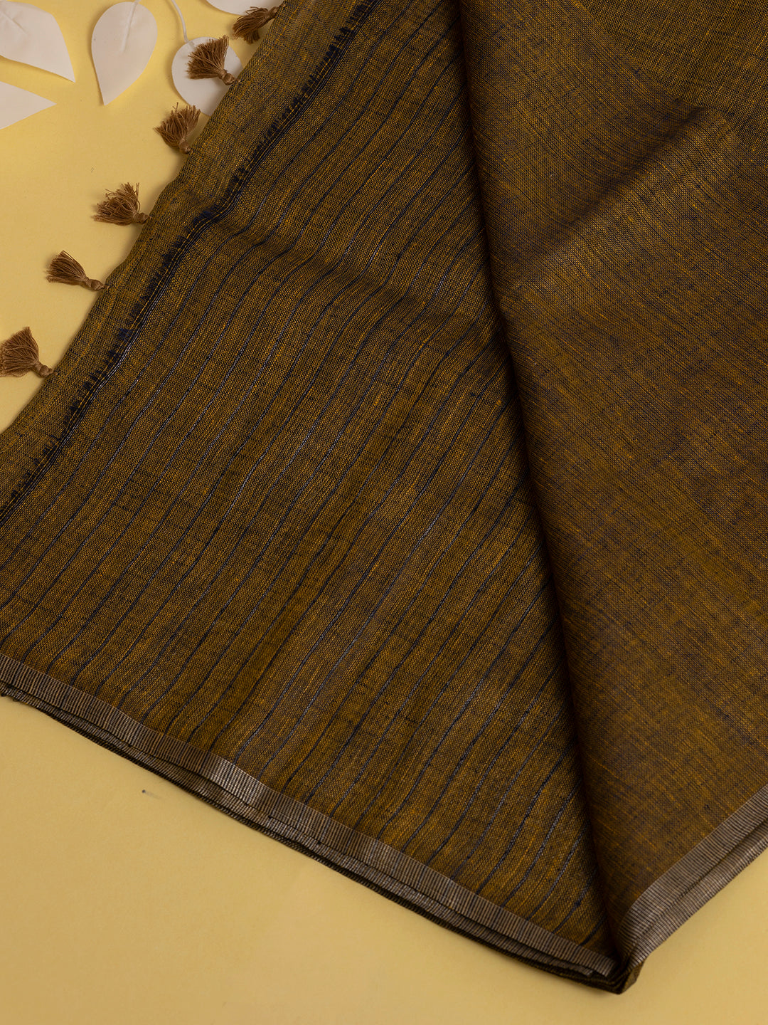 Women Yellowish Brown Semi Linen Saree SL197