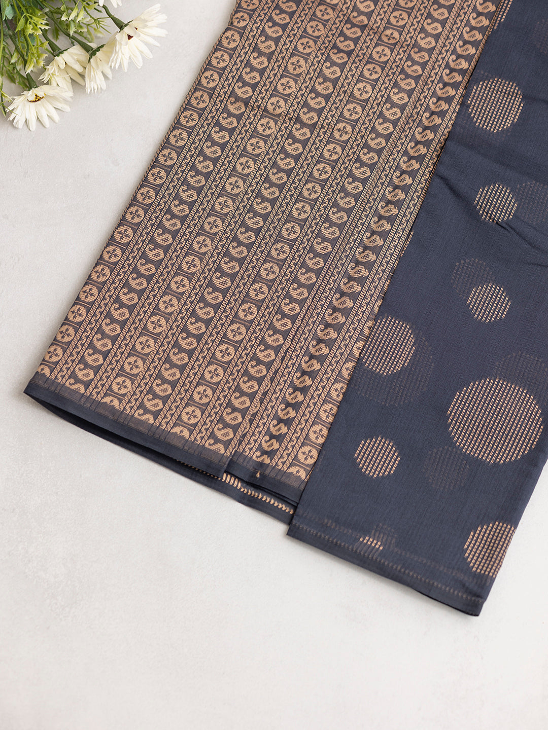 Women Greyish Blue Kora Cotton Saree PCS181