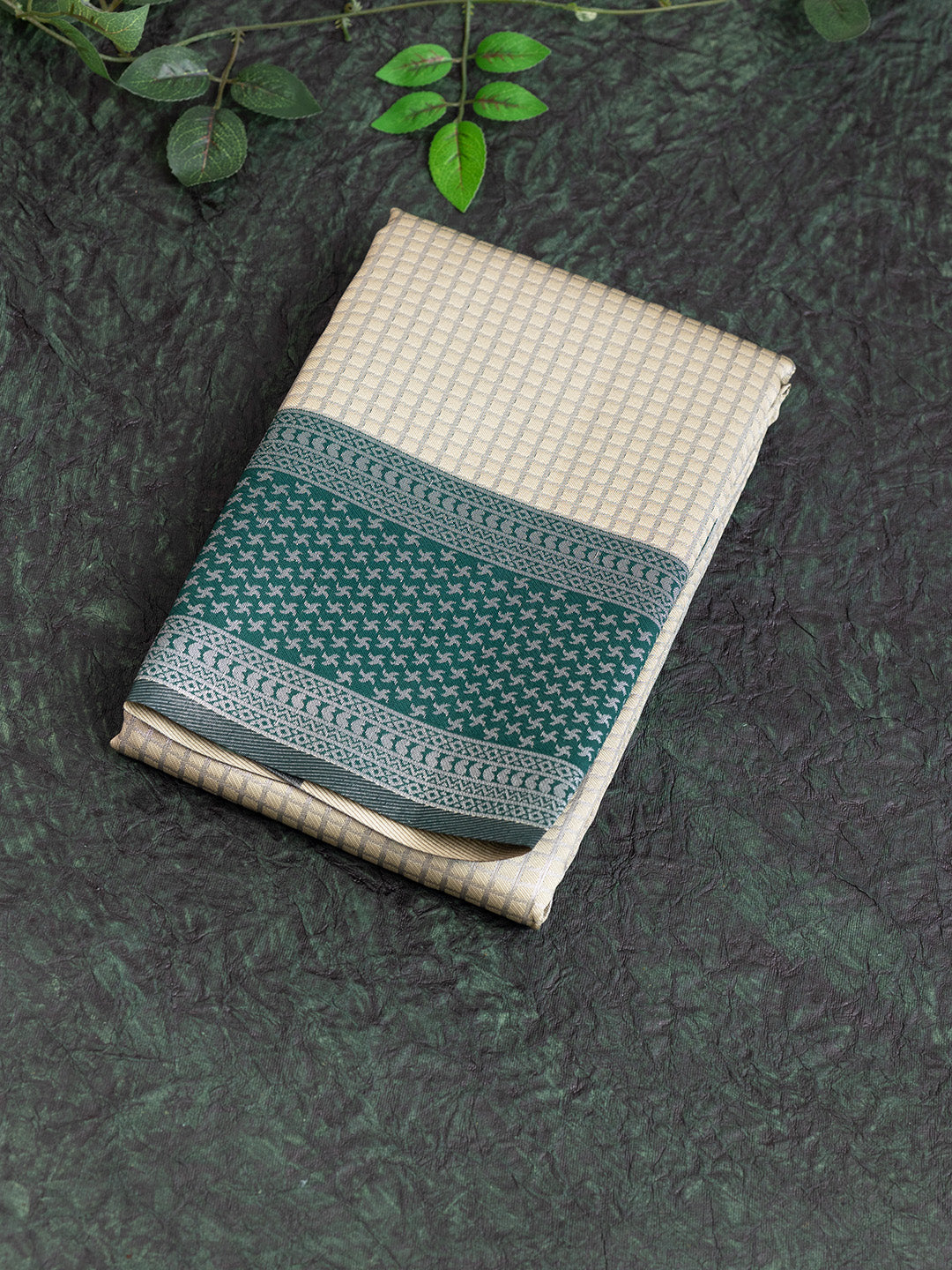 Women Light Green Art Silk Checked Jacquard Saree ASS36