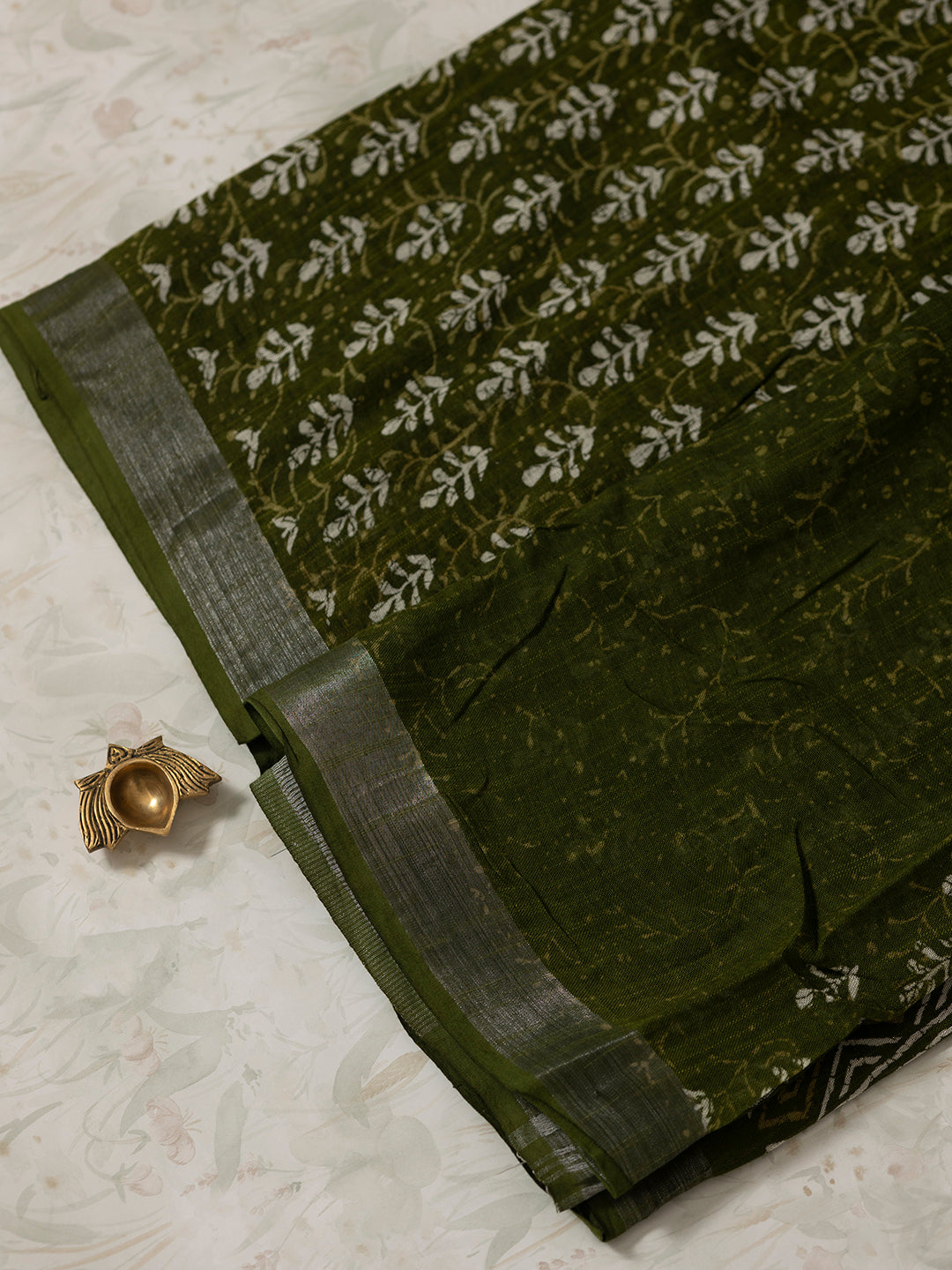 Women Green Semi Linen Digital Printed Saree SL200