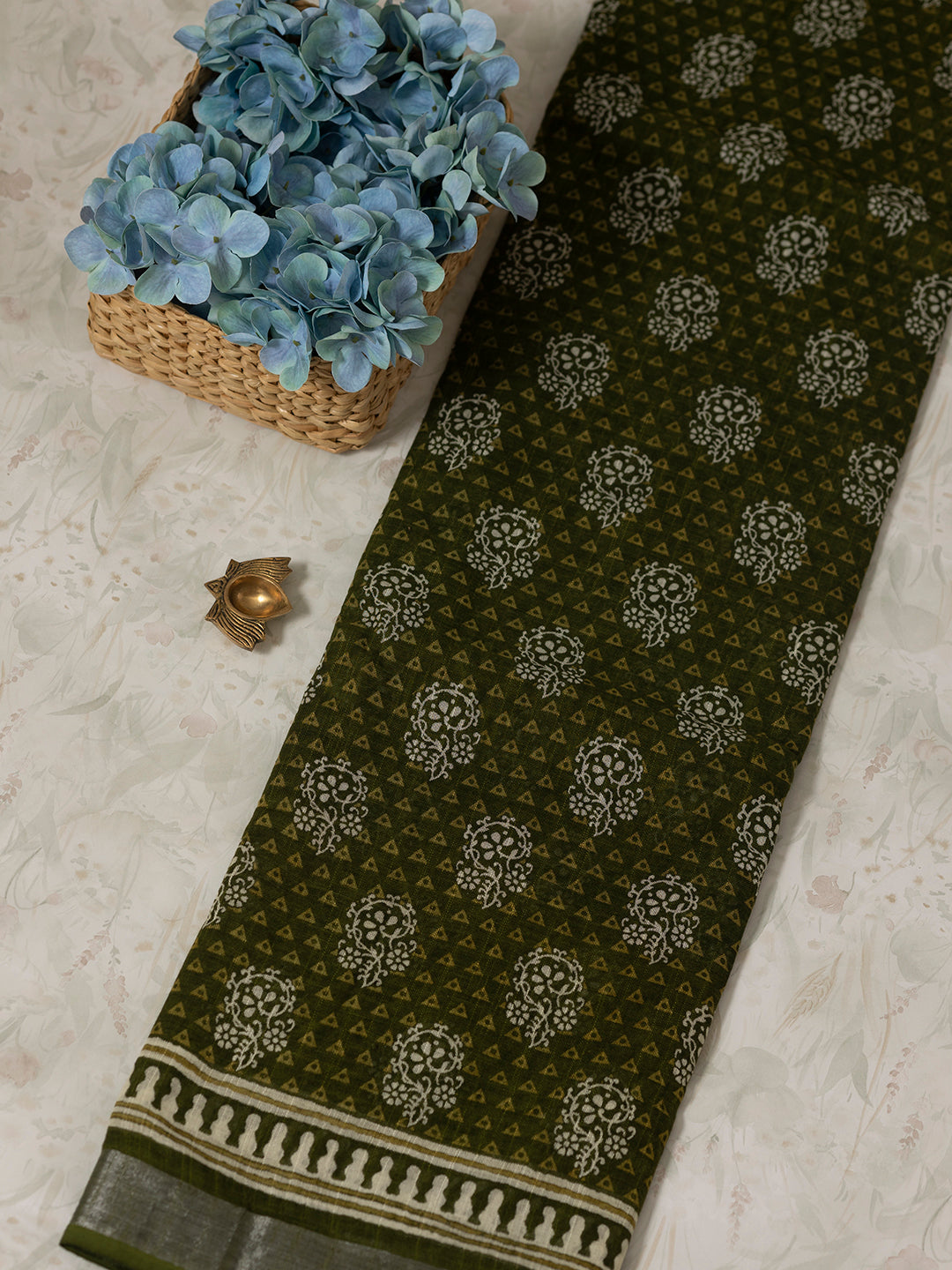 Women Green Semi Linen Digital Printed Saree SL199