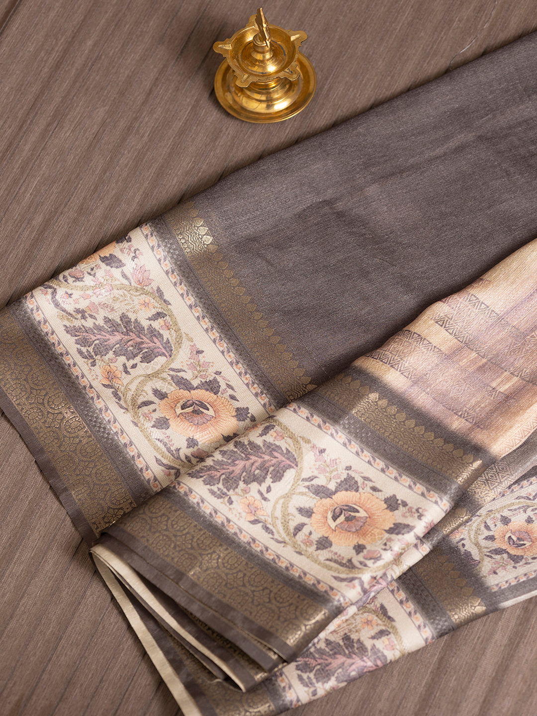 Women Peach Semi Tussar Printed Saree SS338