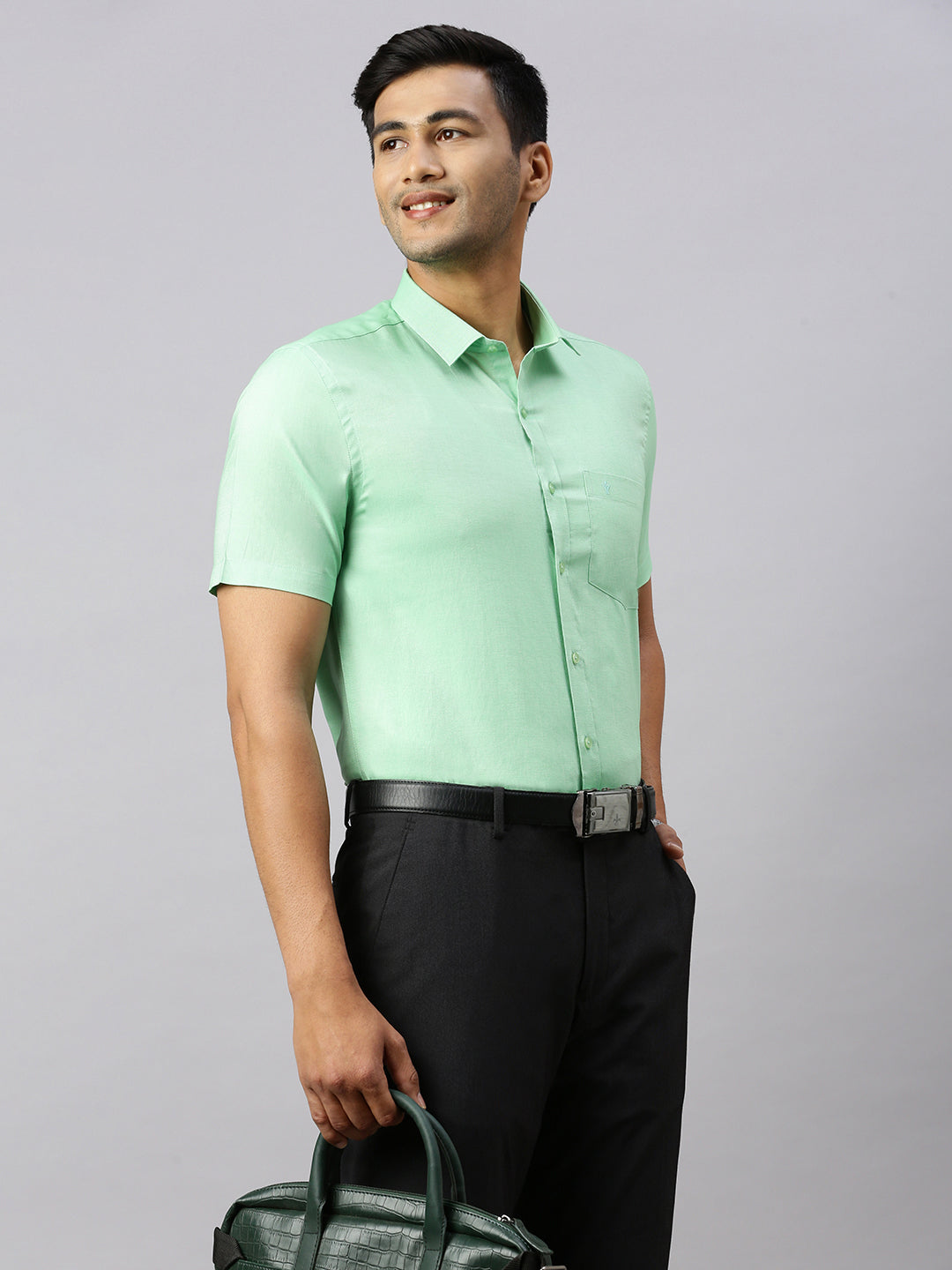 Mens Half Sleeve Smart Fit Green Classic Shirt