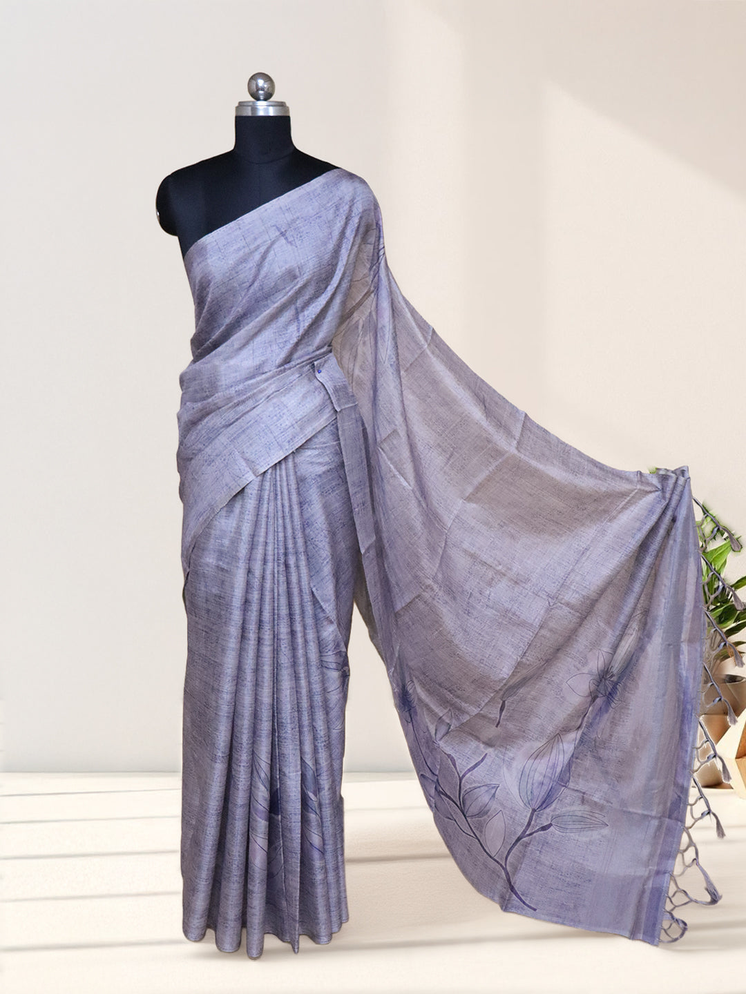 Women Light Lavender Semi Tussar Printed Saree ST310