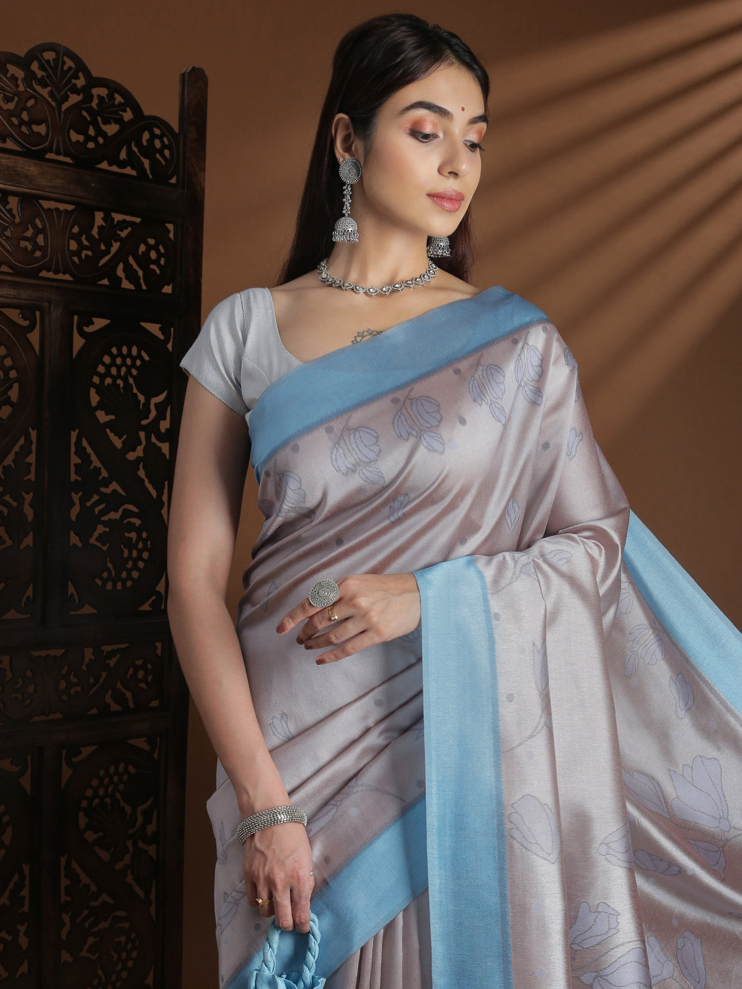Women Semi Tussar Weaving Grey Saree ST319
