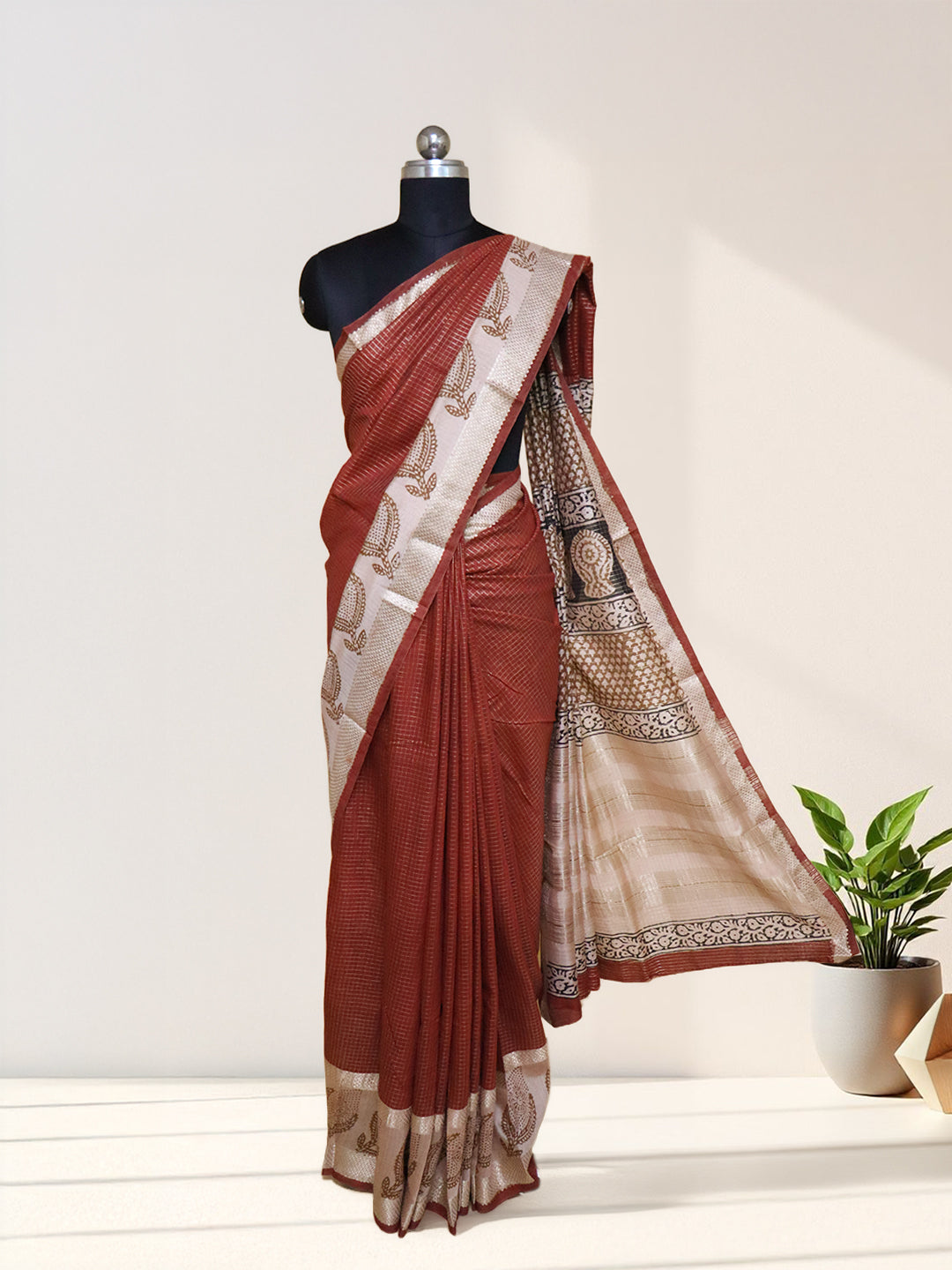 Women Maroon Semi Chanderi Cotton Printed Saree SC78