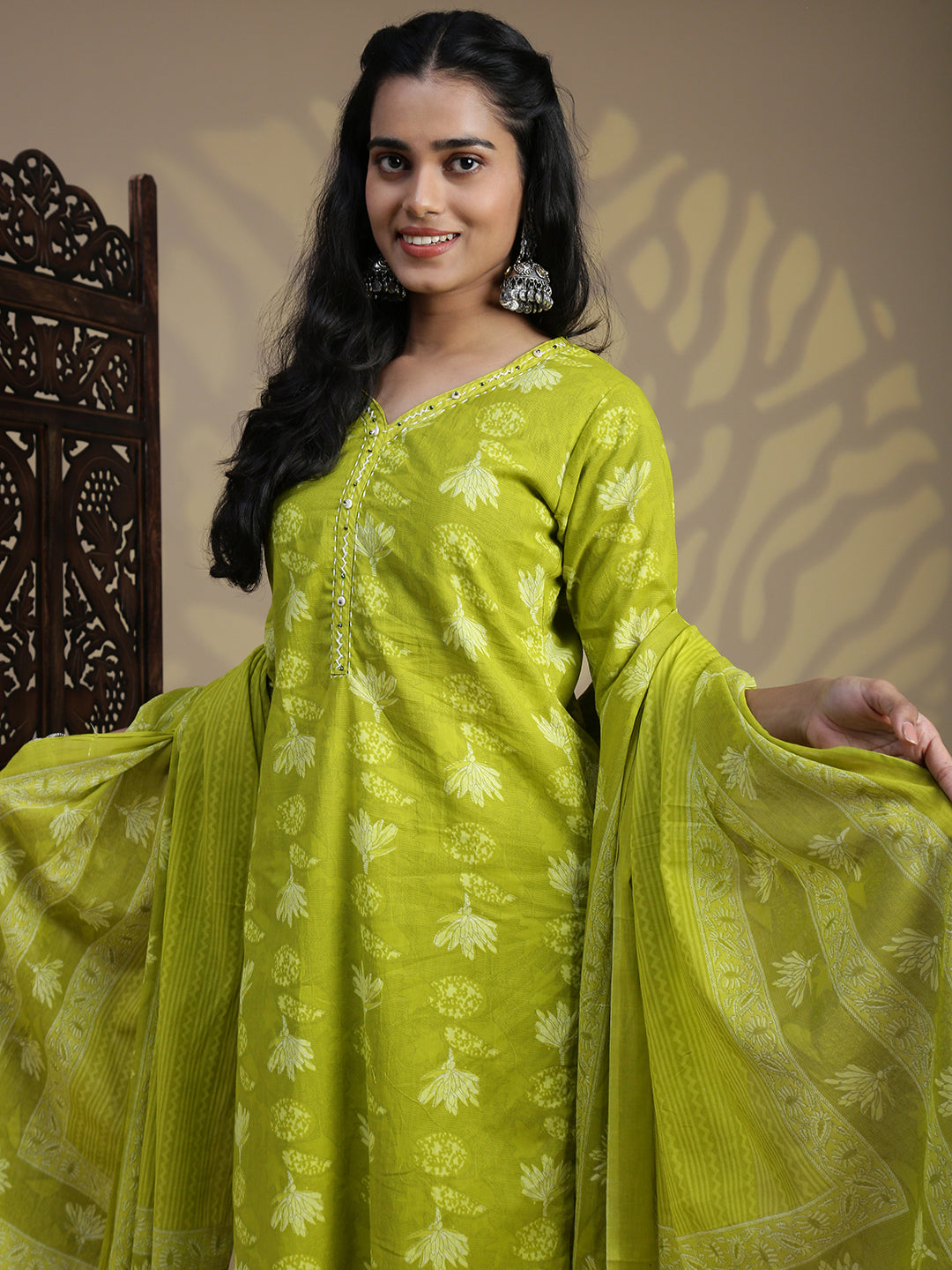 Women Green Cotton Printed Kurti Set EKS101