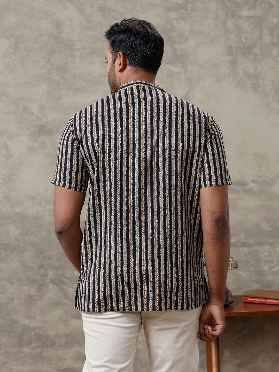 Men Cotton Short Length Striped Pocket Kurta Black OE13