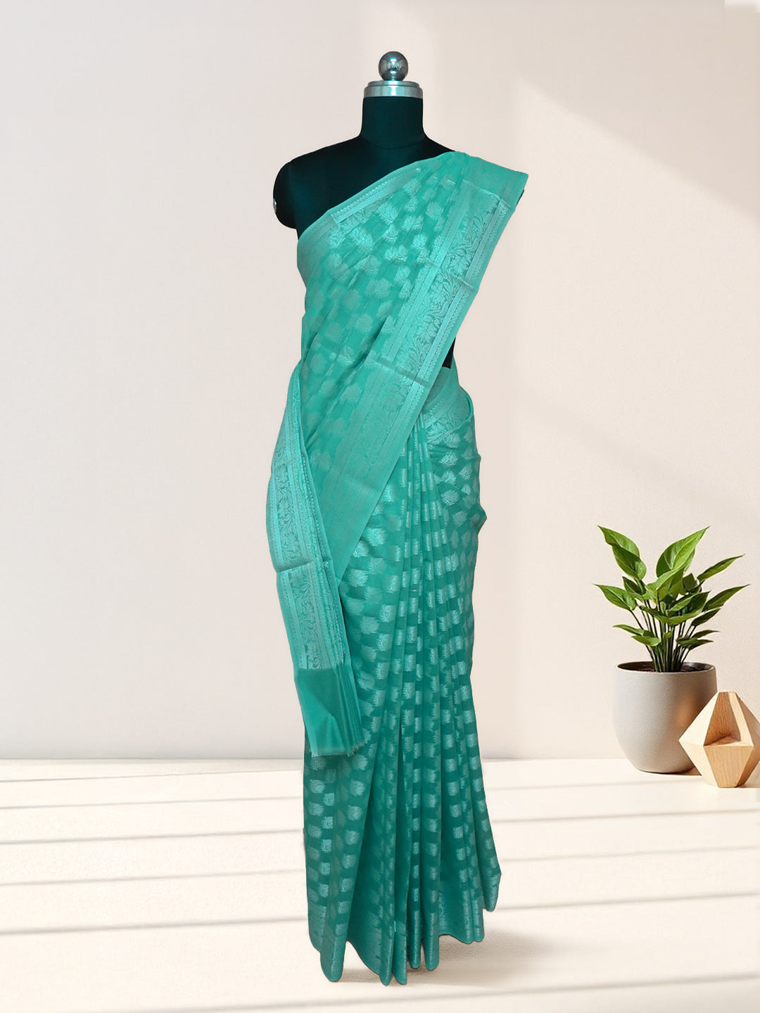 Women Green Cotton Saree PCS244