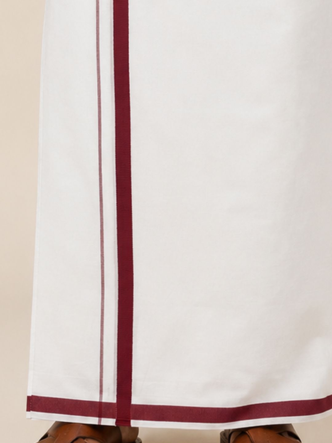 Men 100% Cotton Single Layer Small Border Dhoti Akill AK01