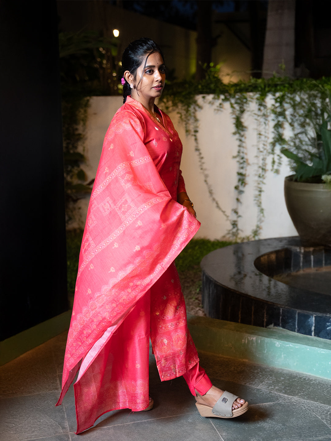 Women Pink MM Silk Printed Kurti Set EKS128