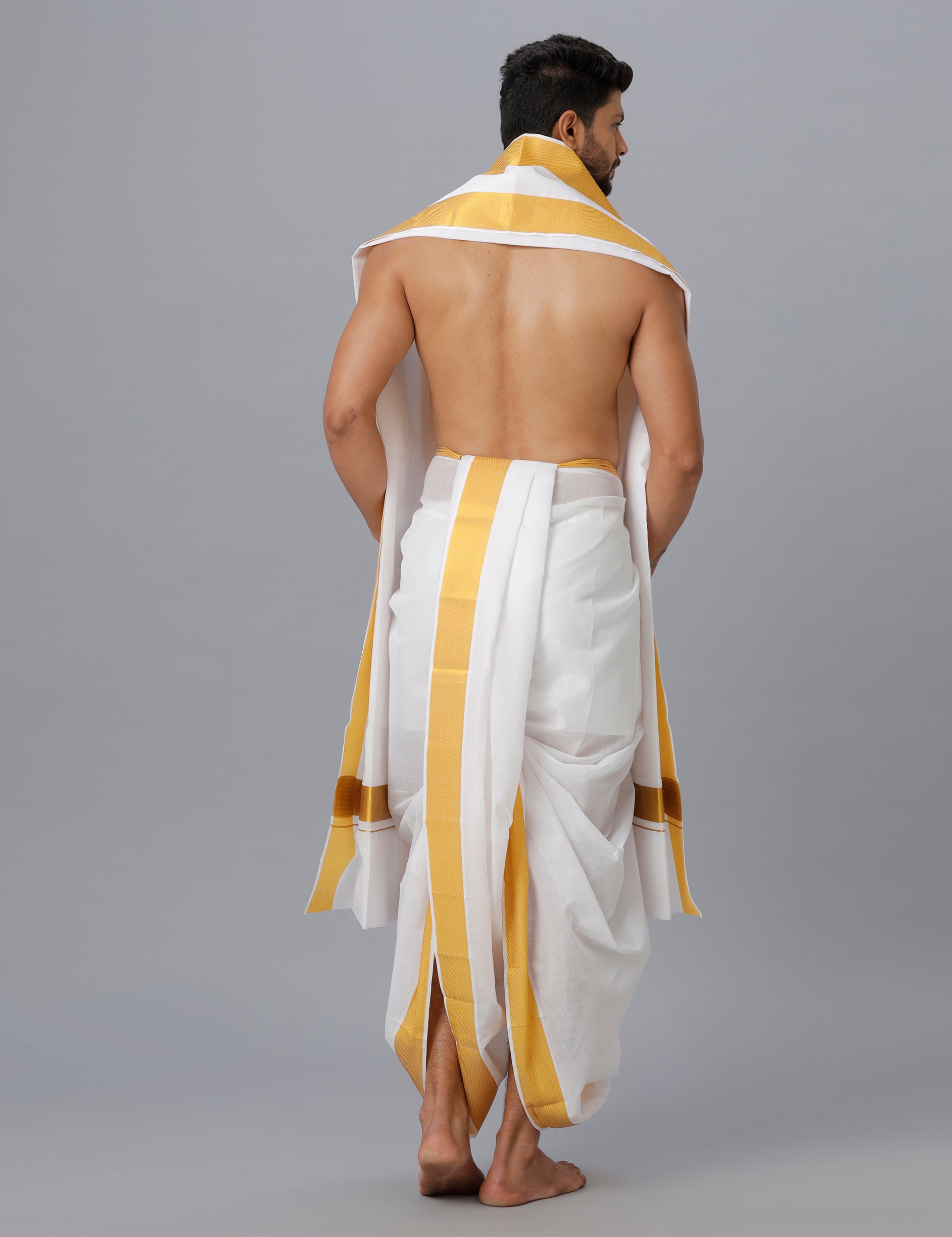 Mens White Panchakacham with Angavasthram Mithran 60K (9+5)-Back view