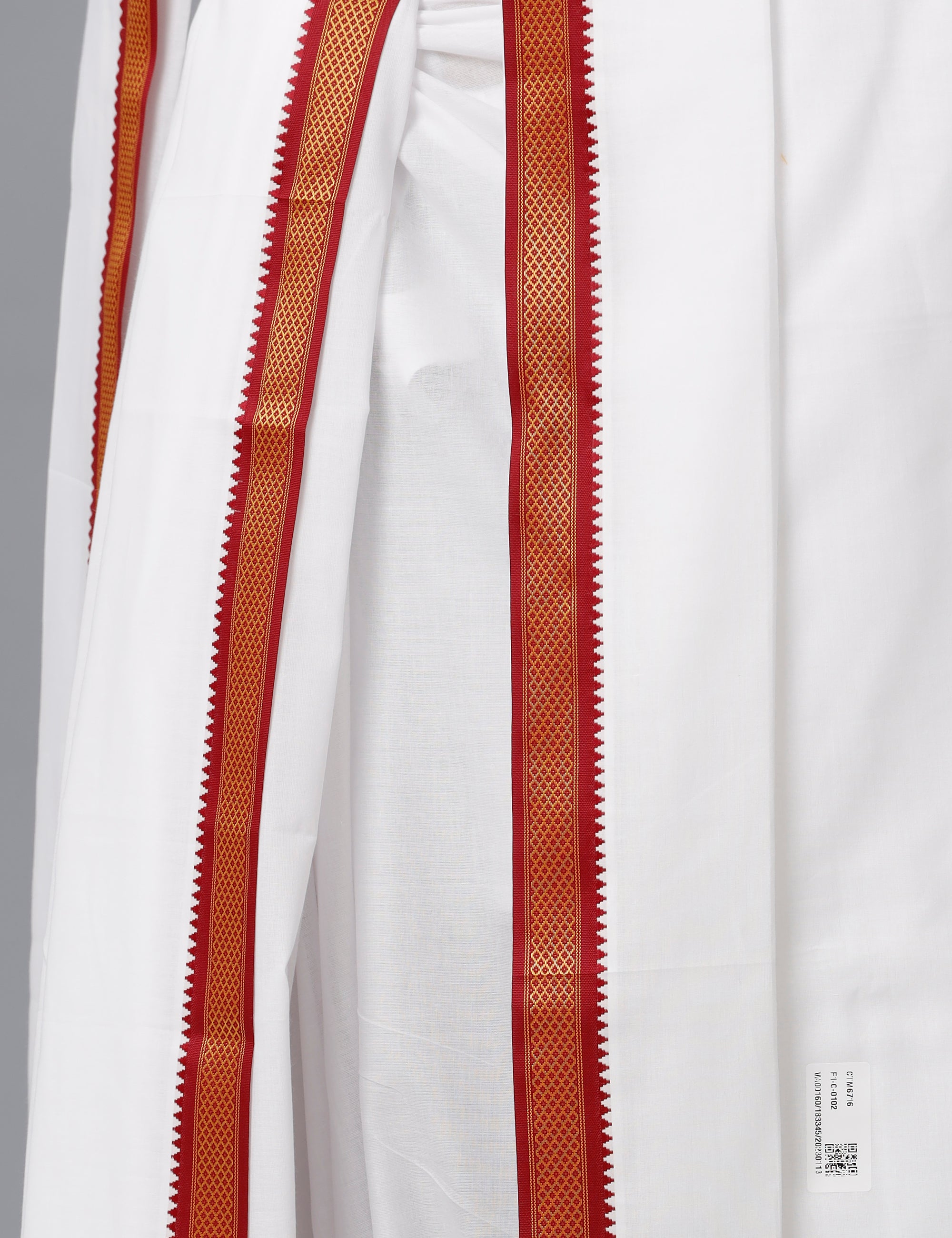 Men Panchakacham with Angavasthram Chakra White (10+6)