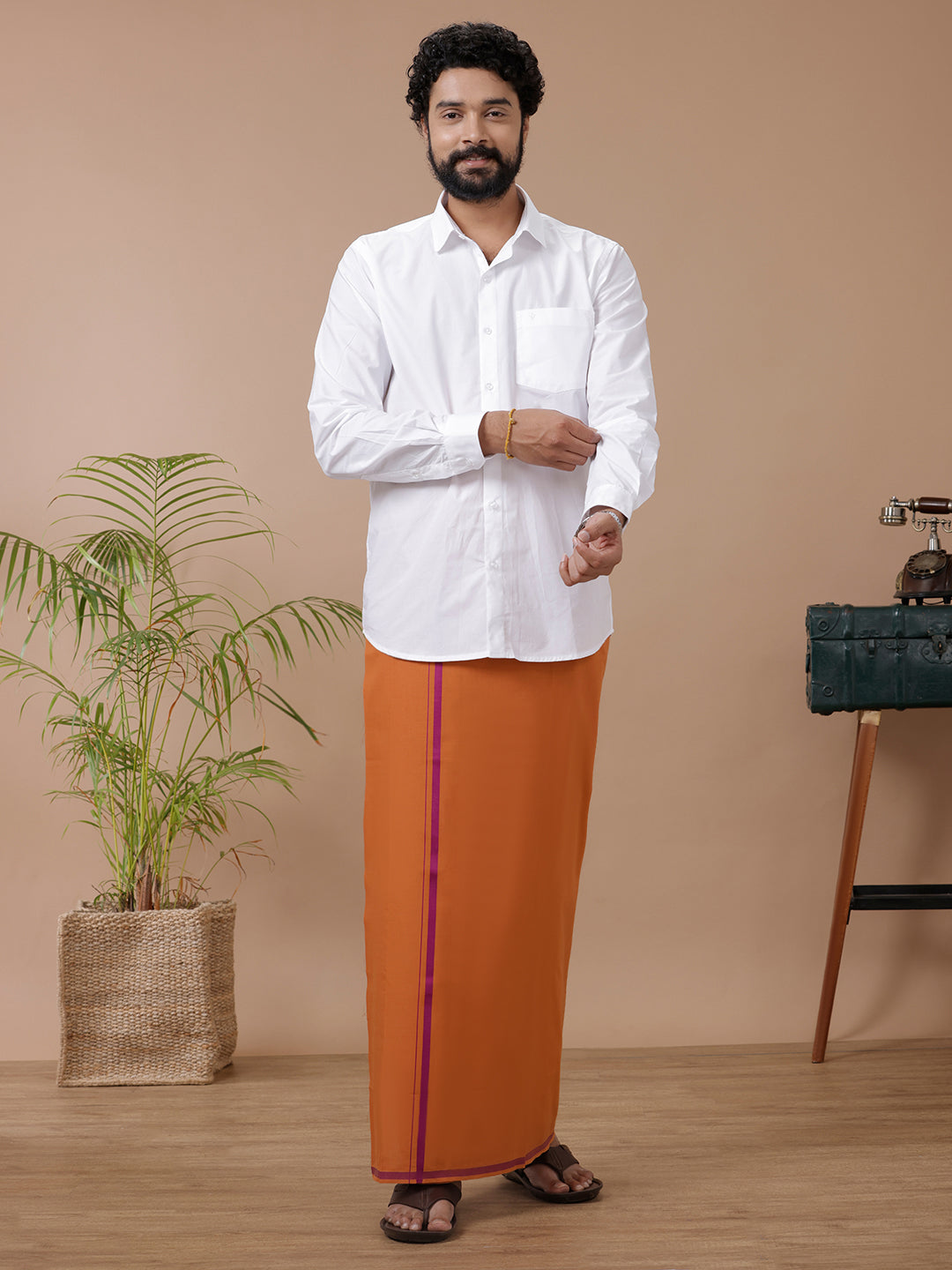 Men Cotton Blend Single Layer Kaavi Dhoti with Assorted Big Border Rishi BB1