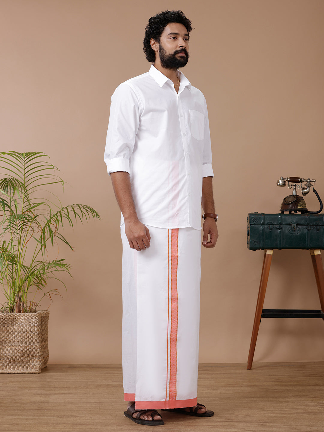 Men 100% Cotton Single Layer White Dhoti with Fancy Jari Border GR04