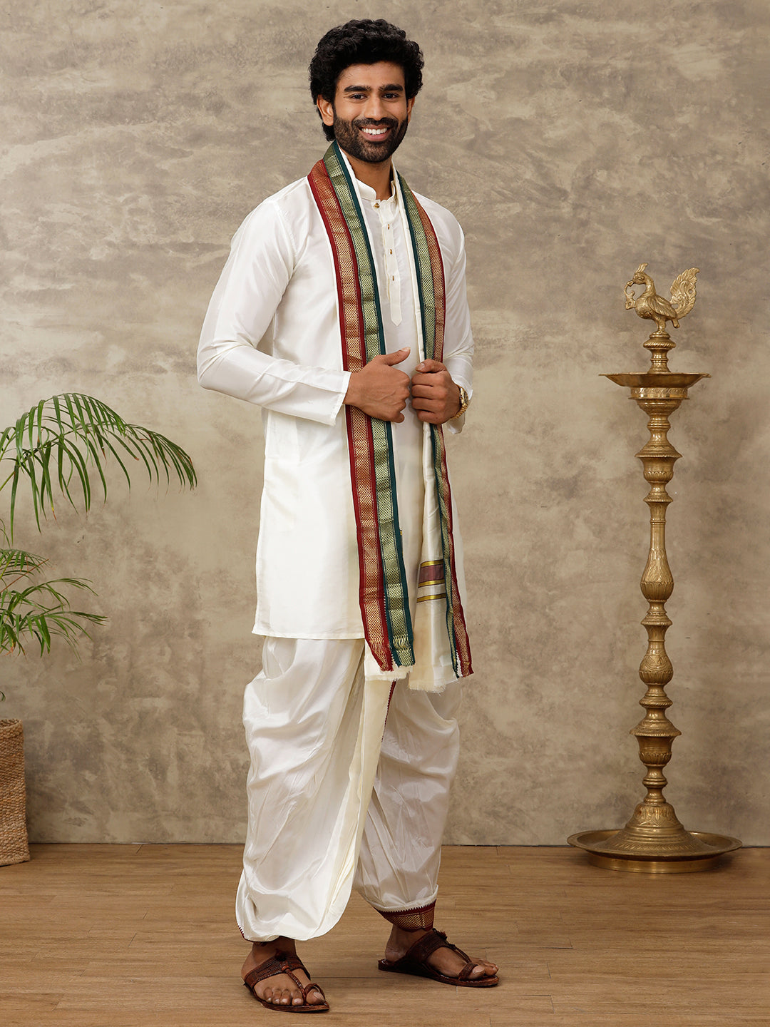 Silk Cream with Mayilkhan Border Pachakacham & Towel Set (9+5) Prasanthi