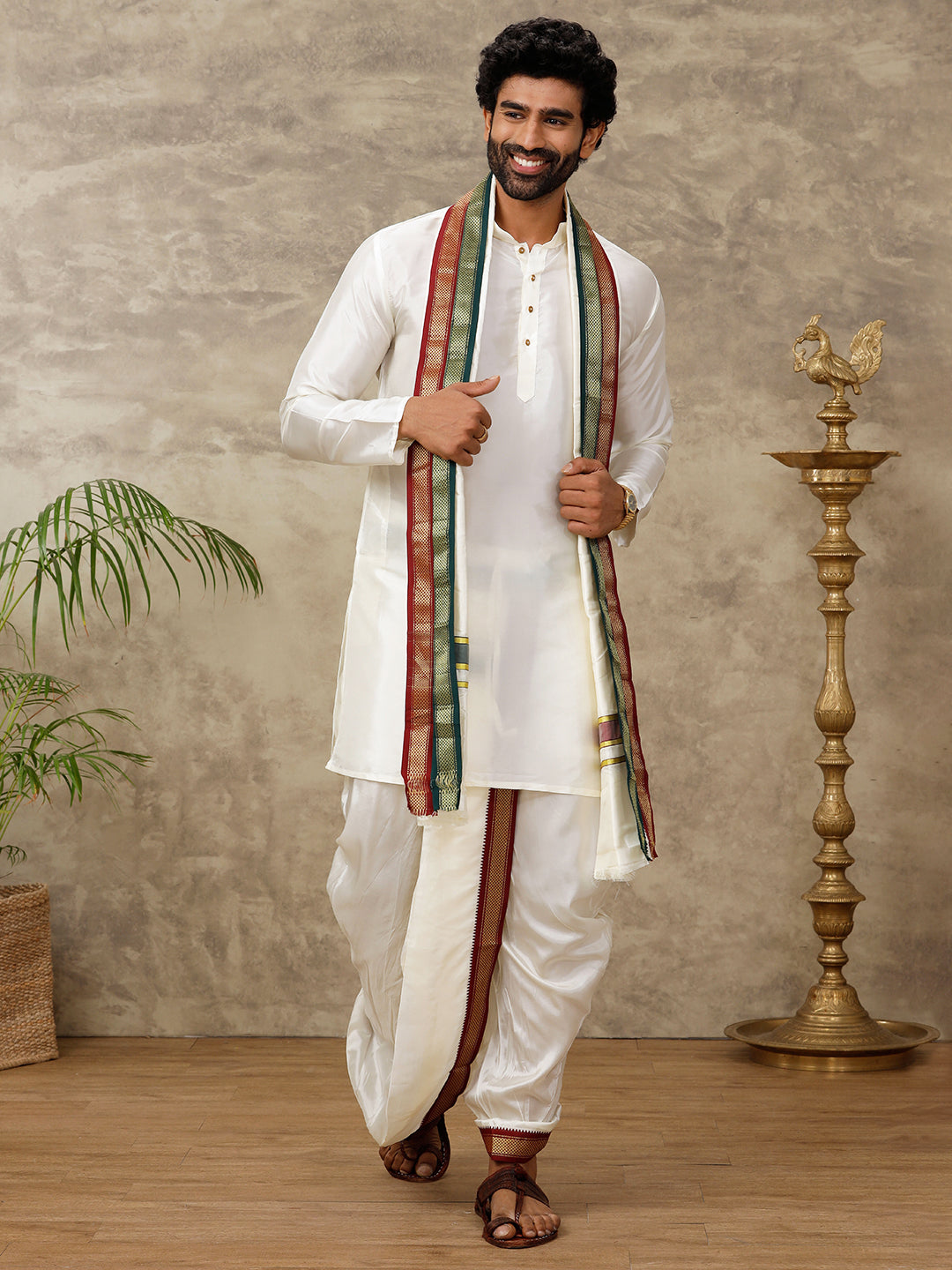 Silk Cream with Mayilkhan Border Pachakacham & Towel Set (9+5) Prasanthi
