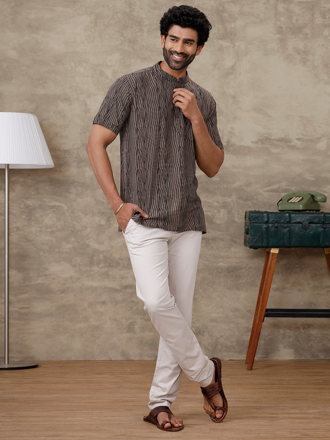Men Cotton Short Length Printed Pocket Kurta Browny Black OD40