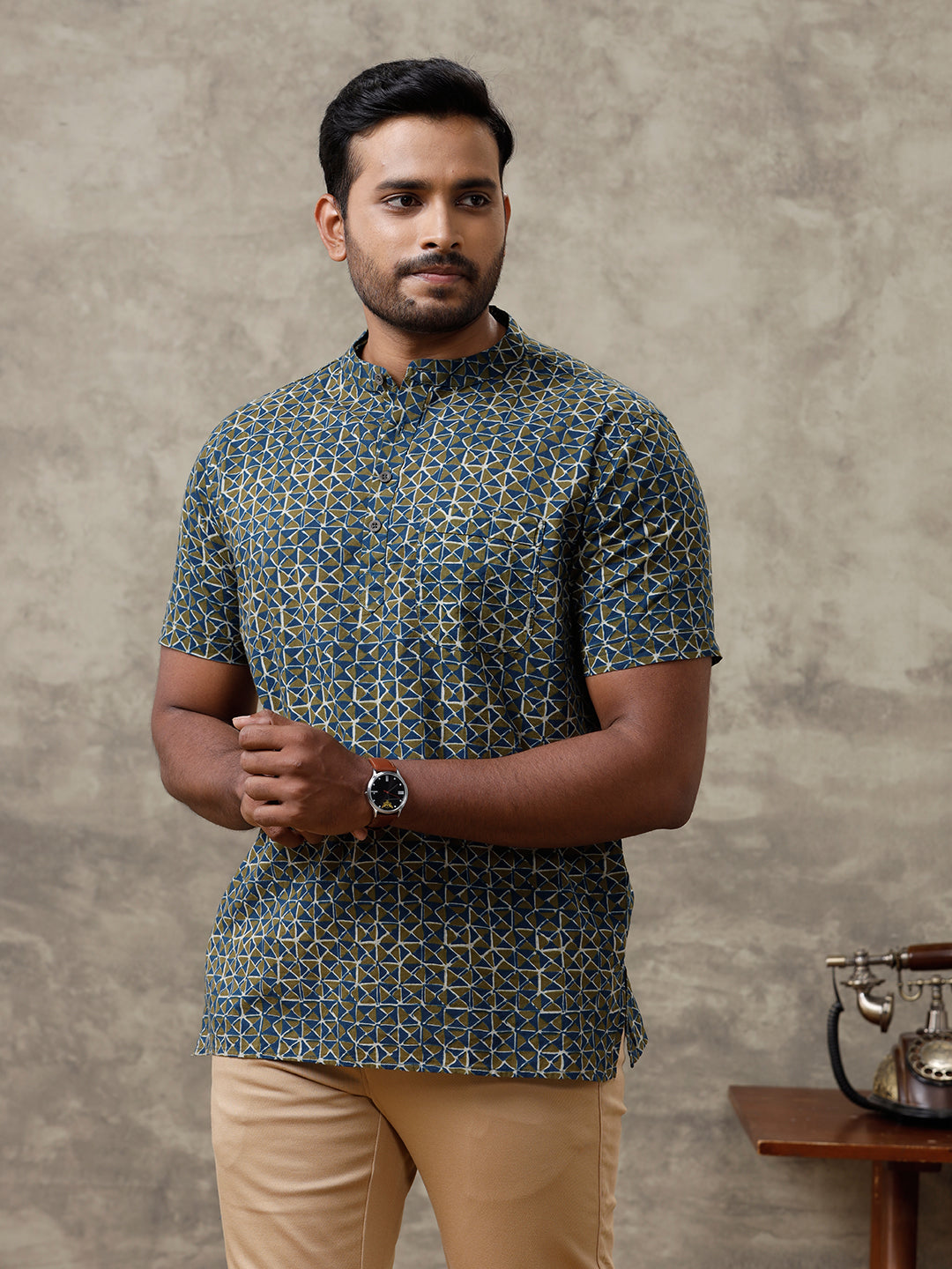 Men Cotton Short Length Printed Pocket Kurta Green with Blue OE8