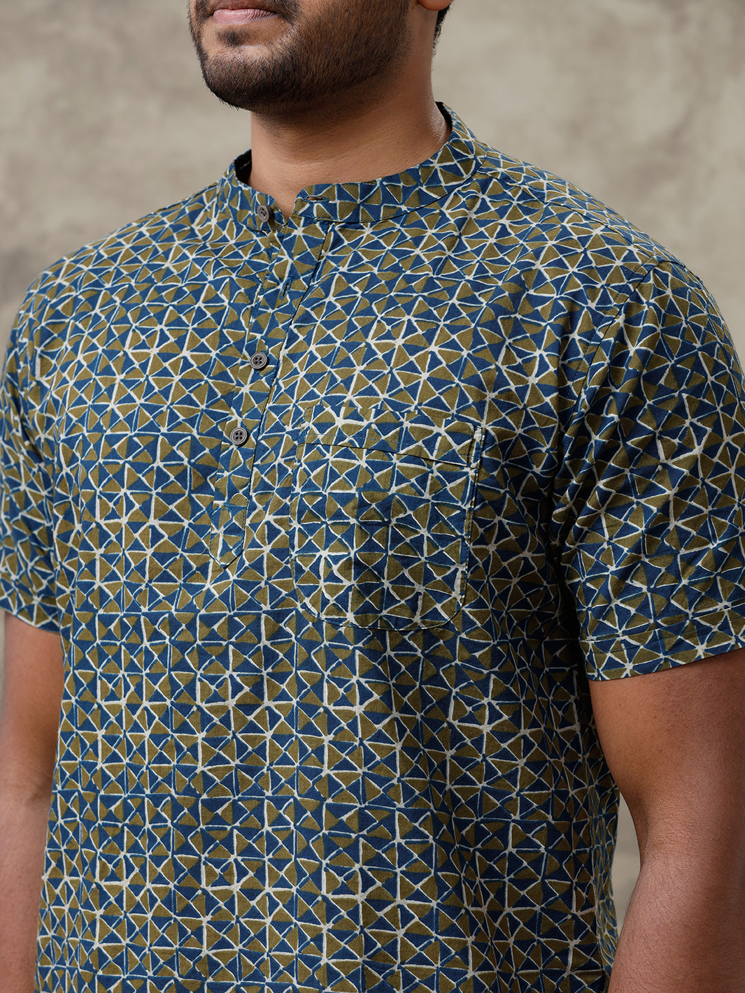 Men Cotton Short Length Printed Pocket Kurta Green with Blue OE8