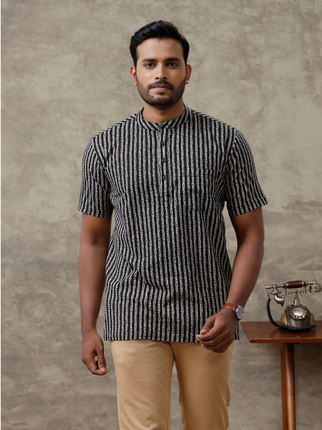 Men Cotton Short Length Striped Pocket Kurta Black OE4