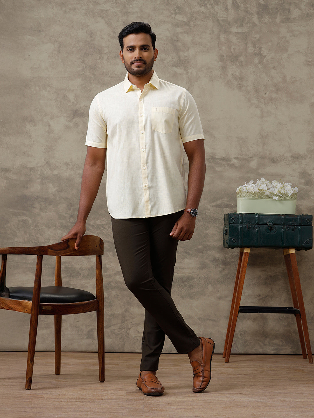 Men Cotton Rich Shirt Light Yellow T44 TT4