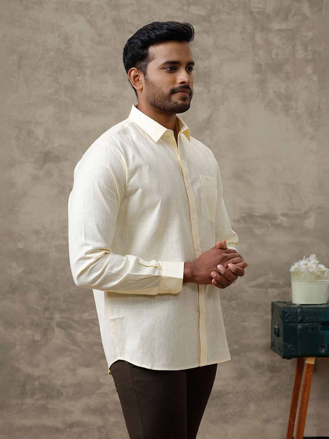 Men Cotton Rich Shirt Light Yellow T44 TT4