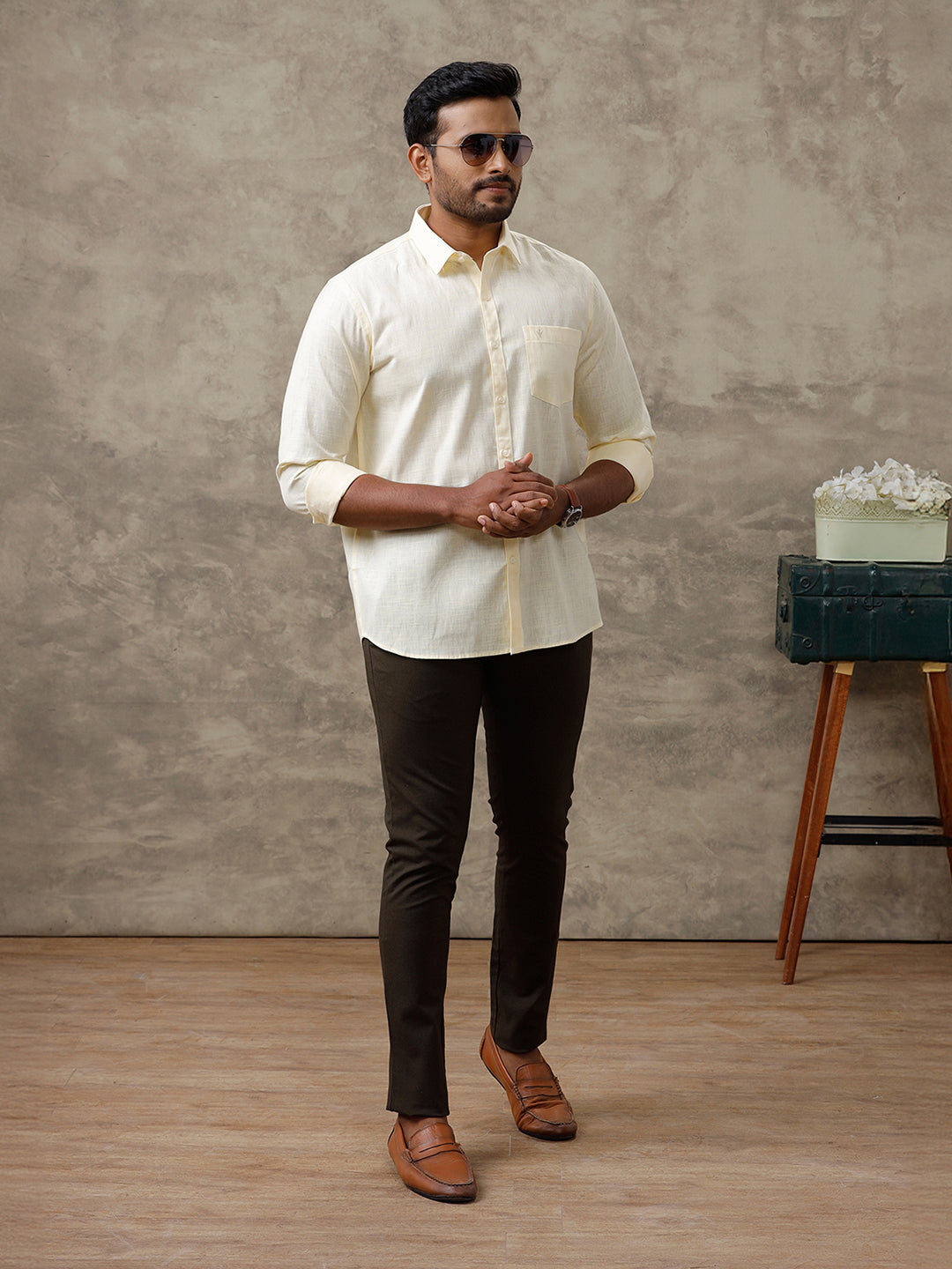 Men Cotton Rich Shirt Light Yellow T44 TT4