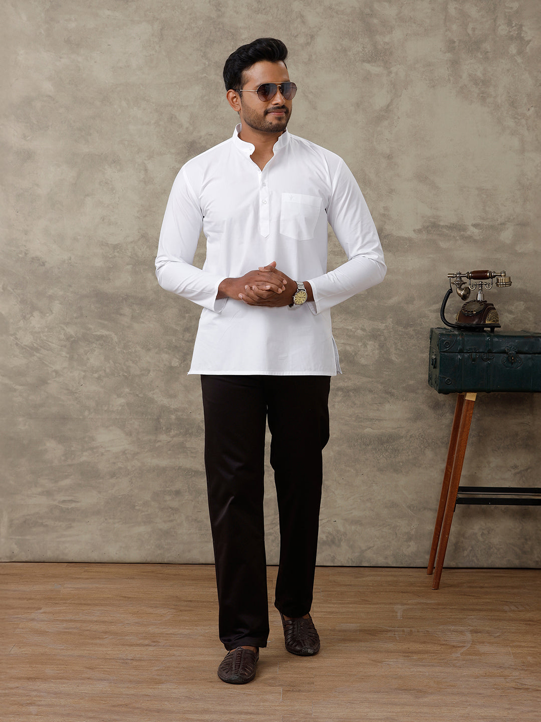 Men Cotton Short Length Plain Pocket Kurta White