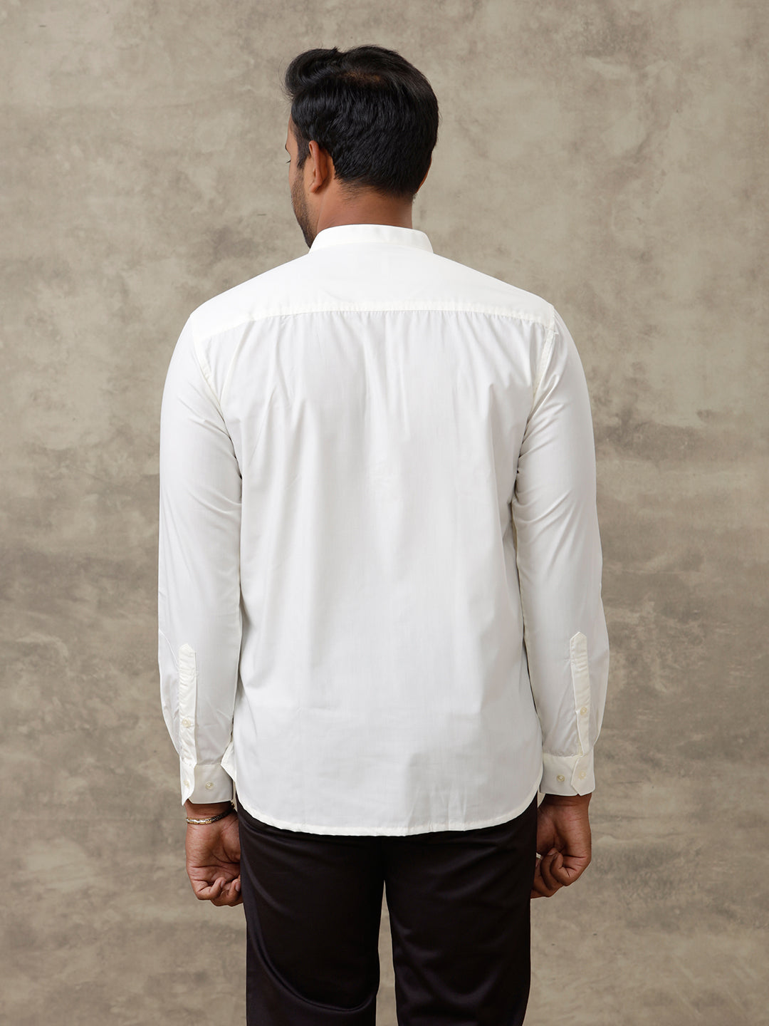 Men Cotton Short Length Plain Pocket Kurta Cream M16