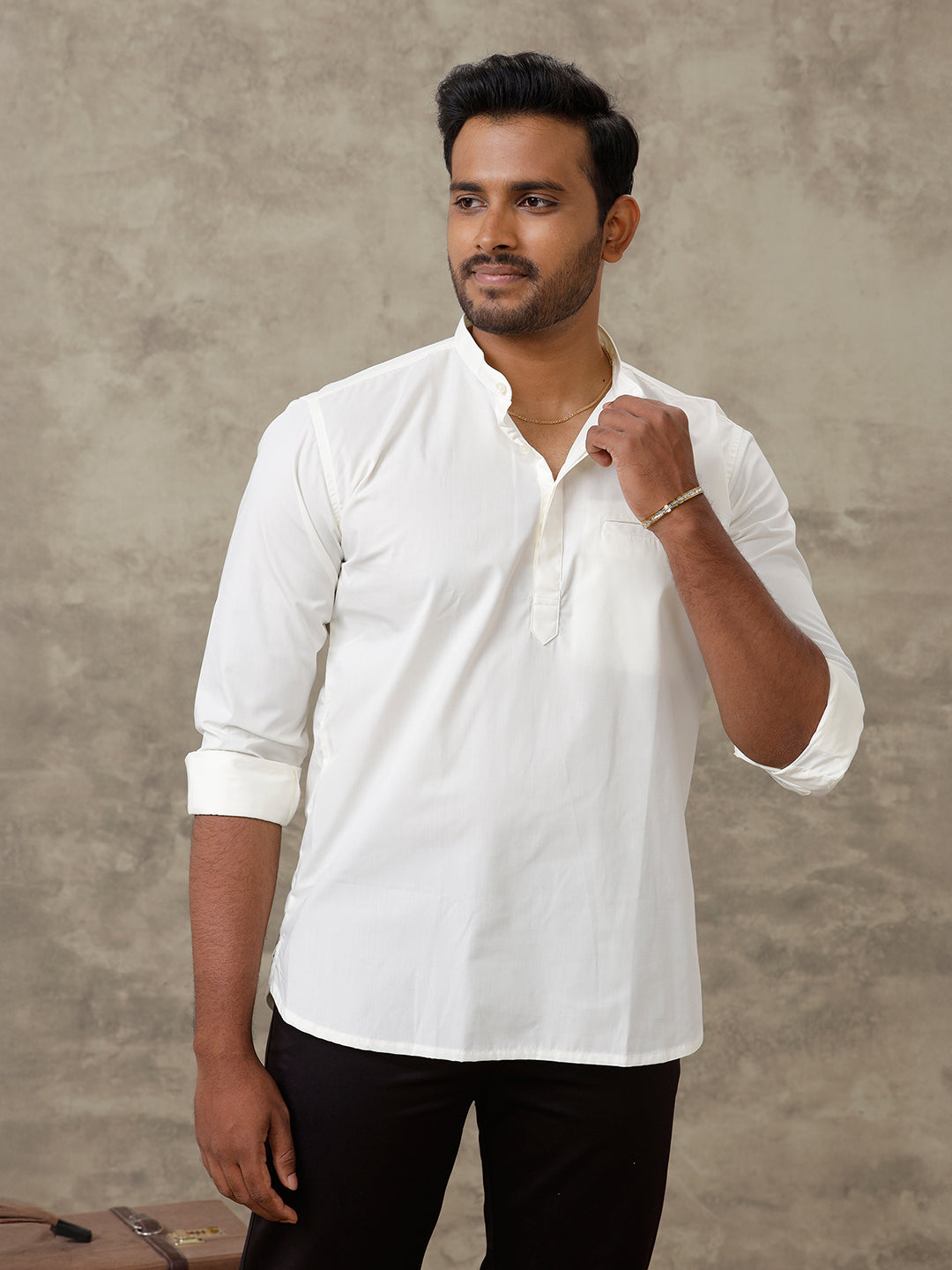 Men Cotton Short Length Plain Pocket Kurta Cream M16