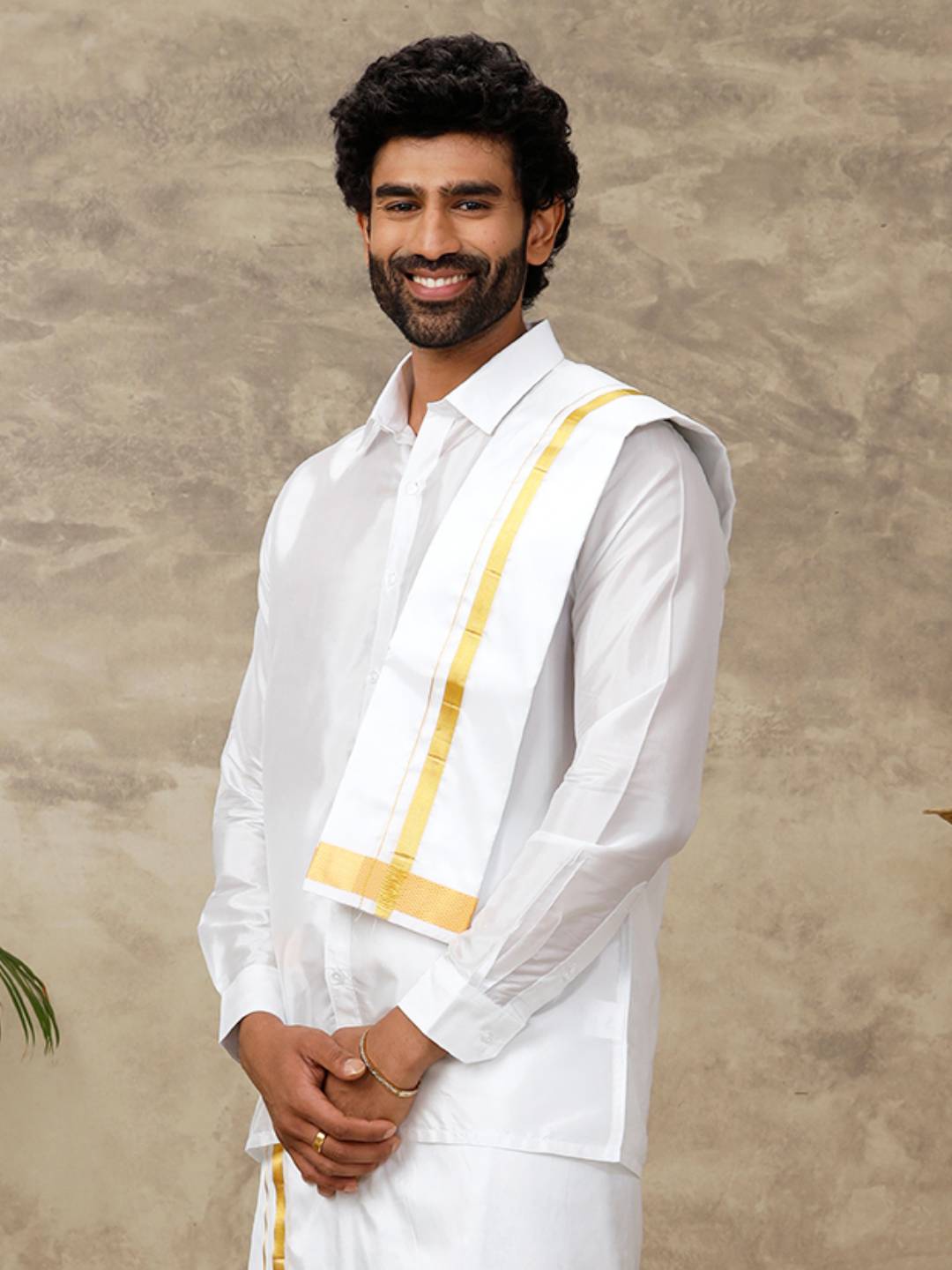 Men Pure Silk White Towel with 1 1/2" inch Jari Border Rajahamsa