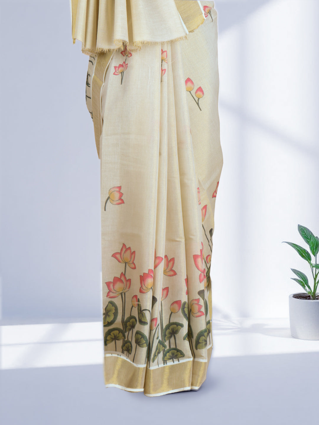 Women Kerala Tissue Gold with Lotus Designed Saree KS209