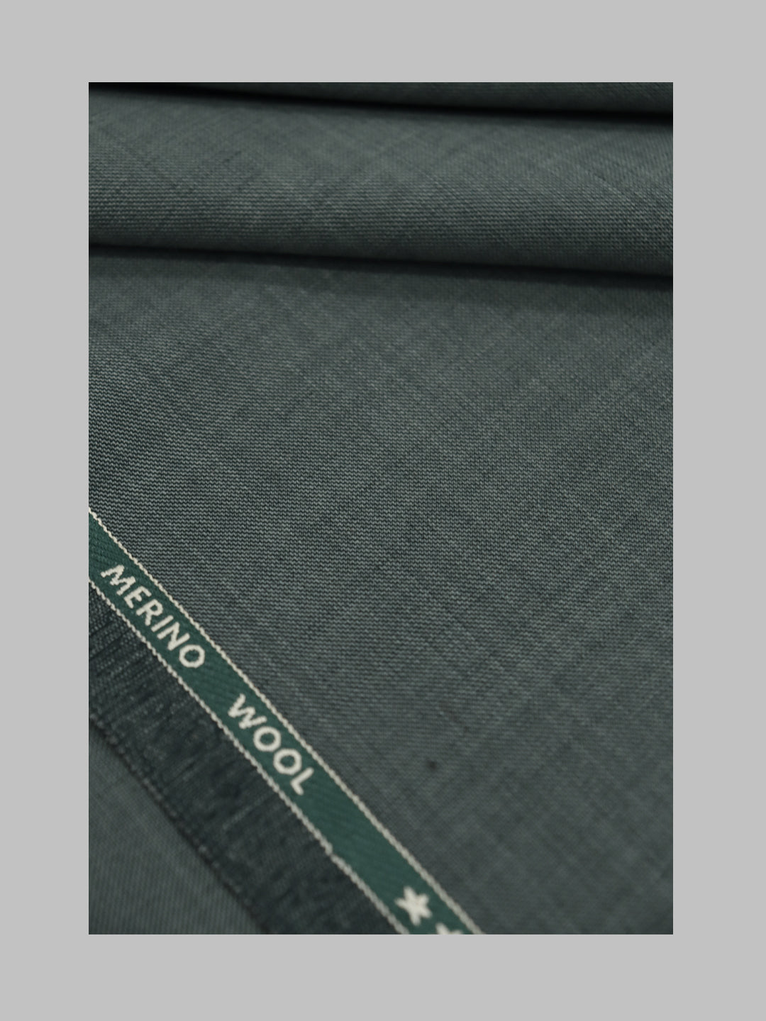 Men Wool Blended Dark Green Plain Suiting Fabric Star Wool