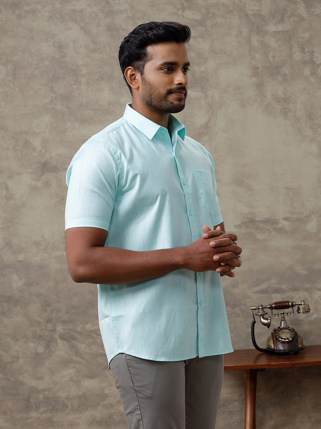 Men Cotton Rich Shirt Light Green T44 TT5