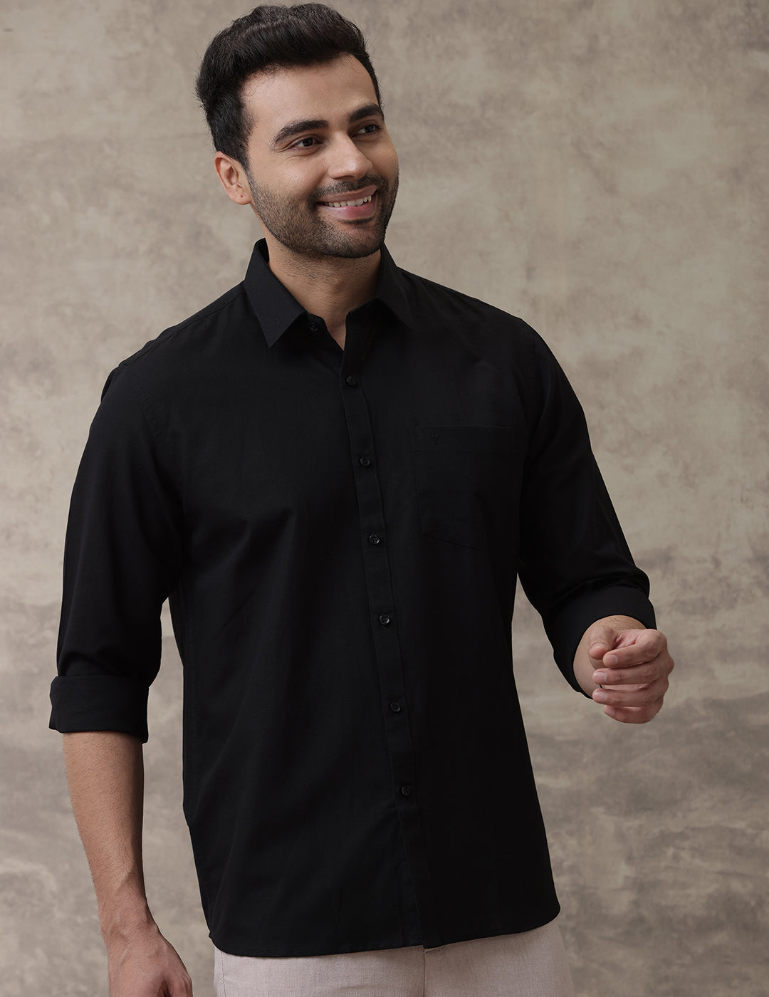 Men Pure Linen Black Shirt L60