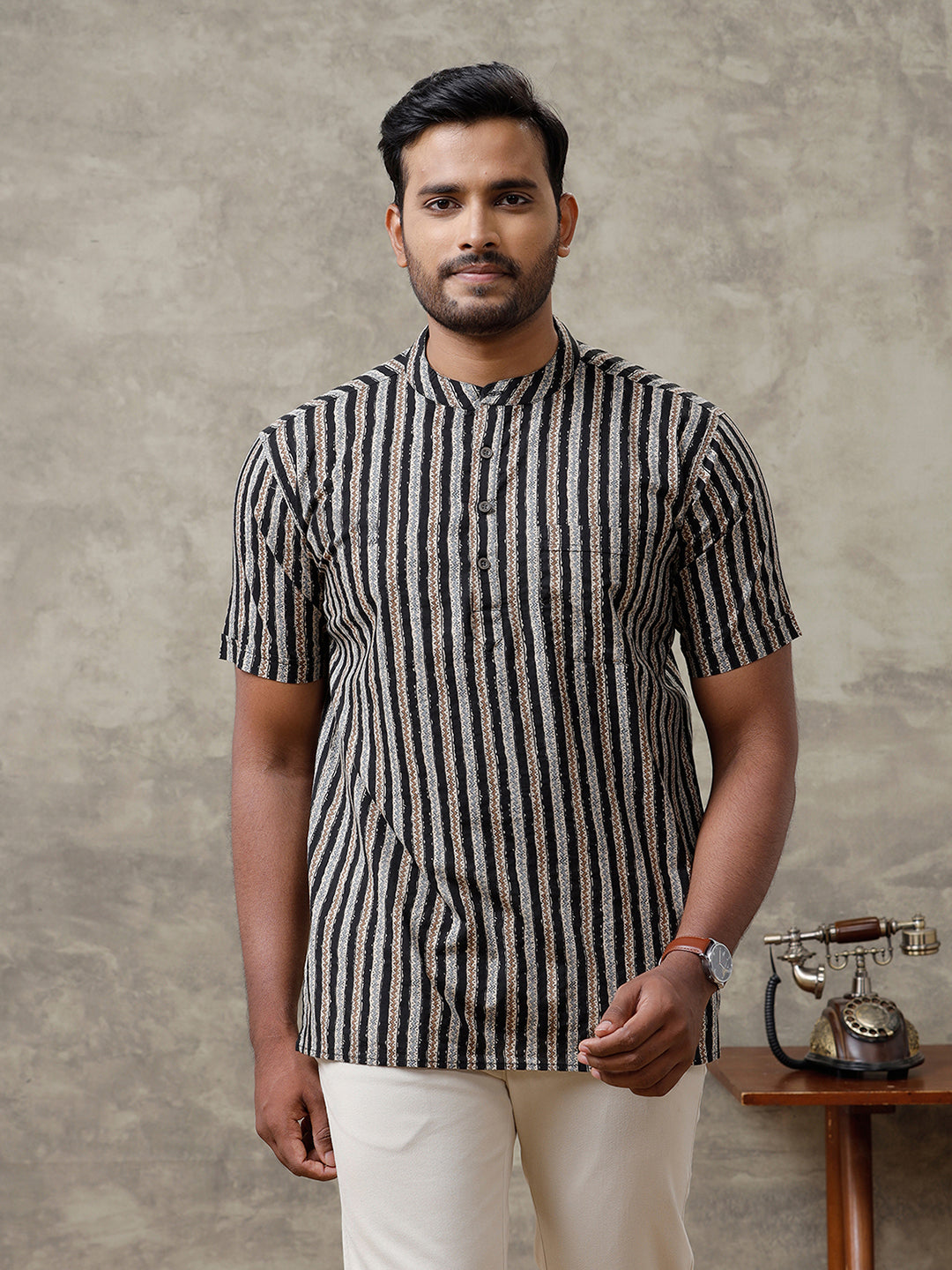 Men Cotton Short Length Striped Pocket Kurta Black OE13