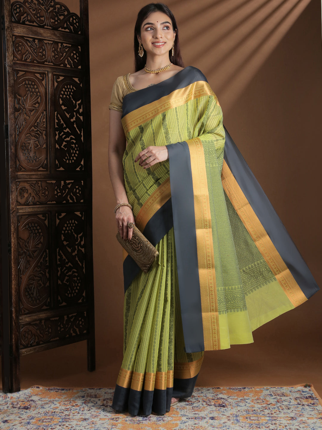 Women Peridot Green Kora Cotton Saree SK133