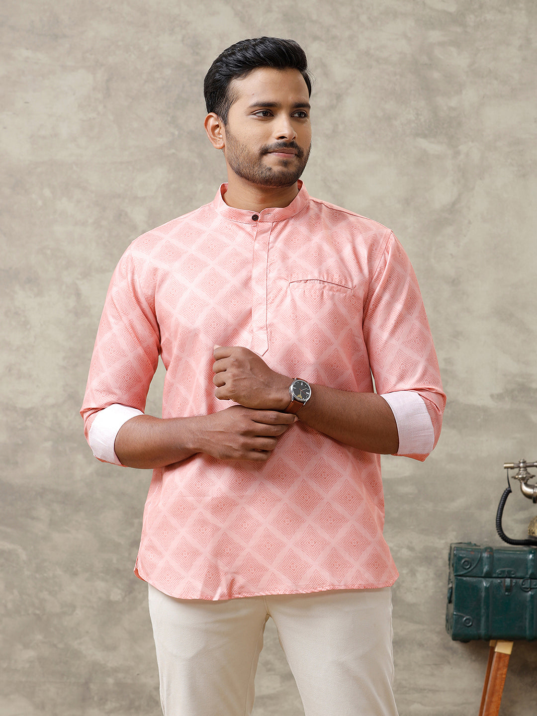 Men Cotton Short Length Printed Pocket Kurta Orangy Pink RH13