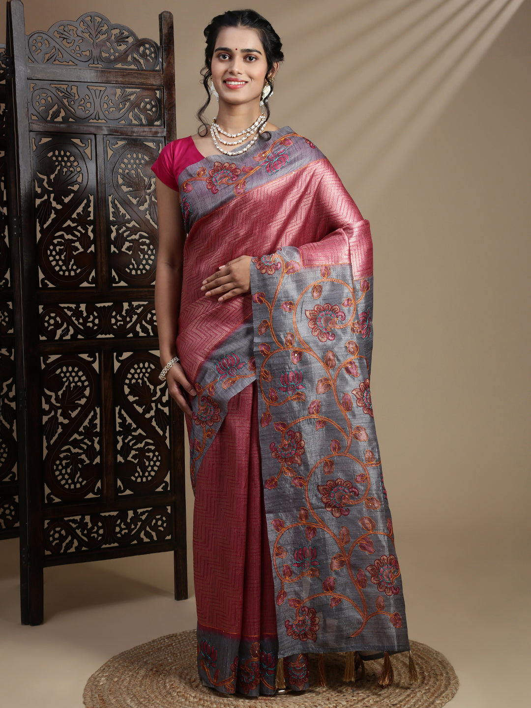 Women Grey Semi Raw Silk Embroidered Saree SRS111