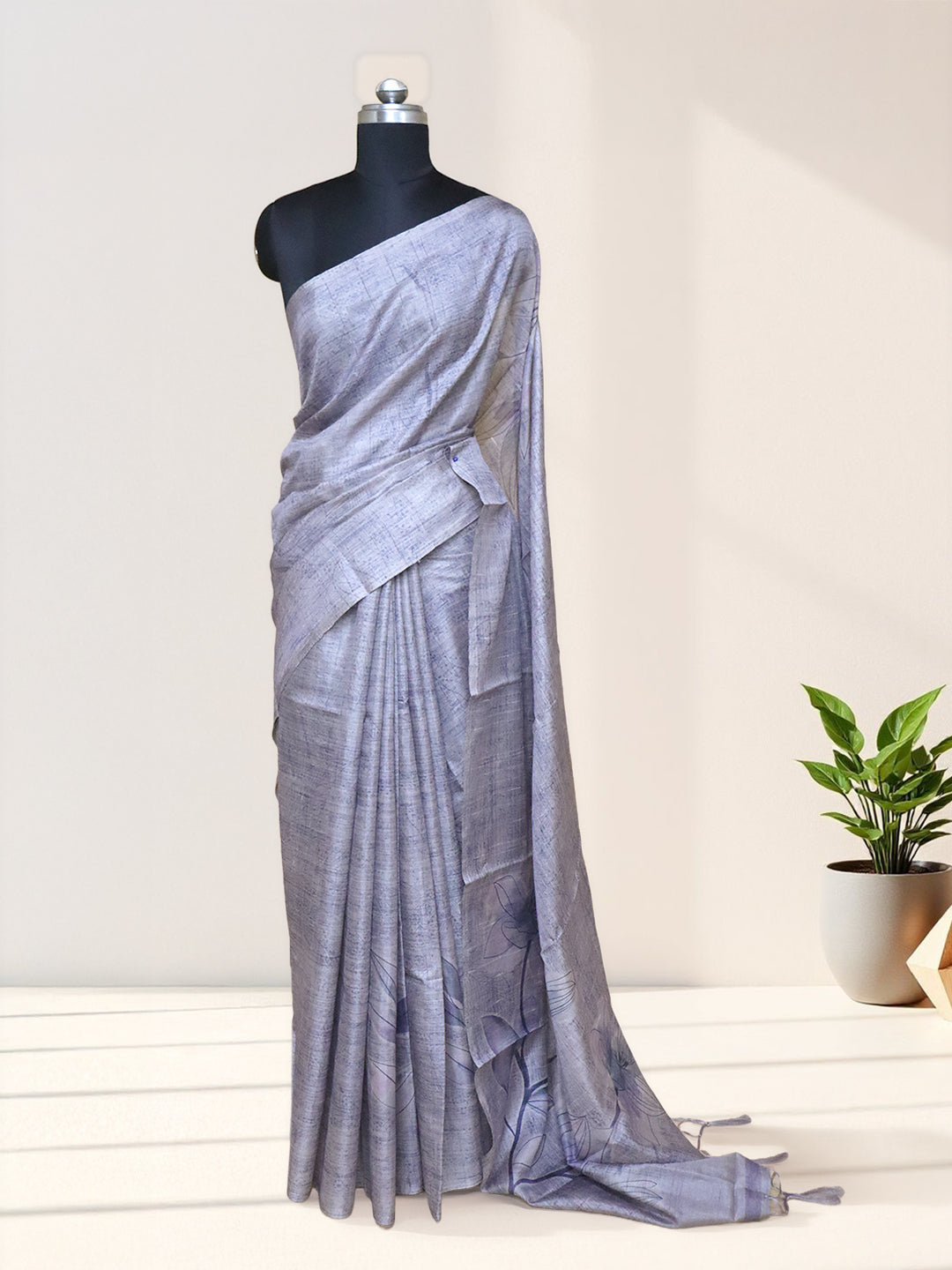 Women Light Lavender Semi Tussar Printed Saree ST310